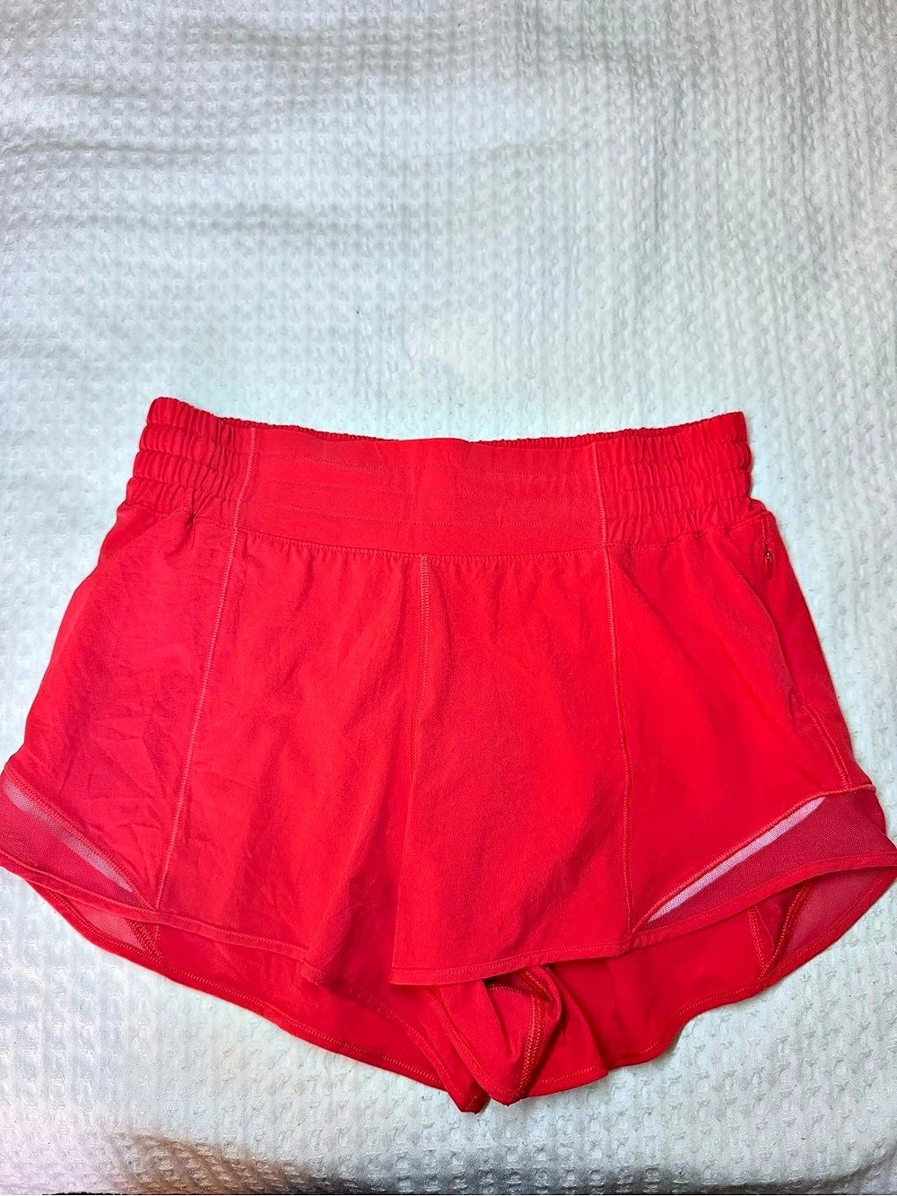 lululemon Hotty Hot Shorts Athletic Shorts in Coral Size 6